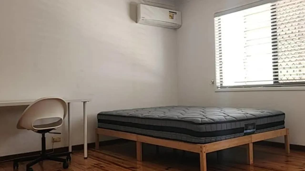 Furnished room with own bathroom