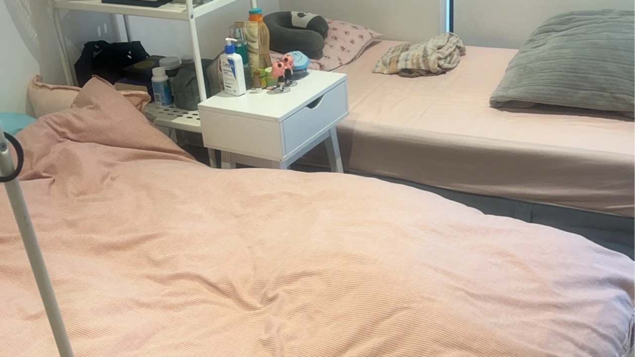 Furnished room with ensuite in a flatshare