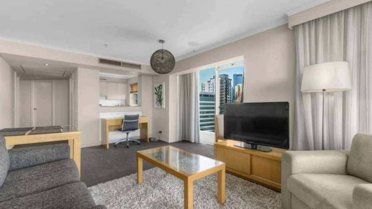 Furnished room with own bathroom