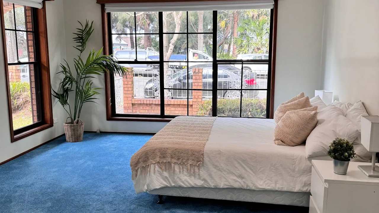 Furnished room in a flatshare