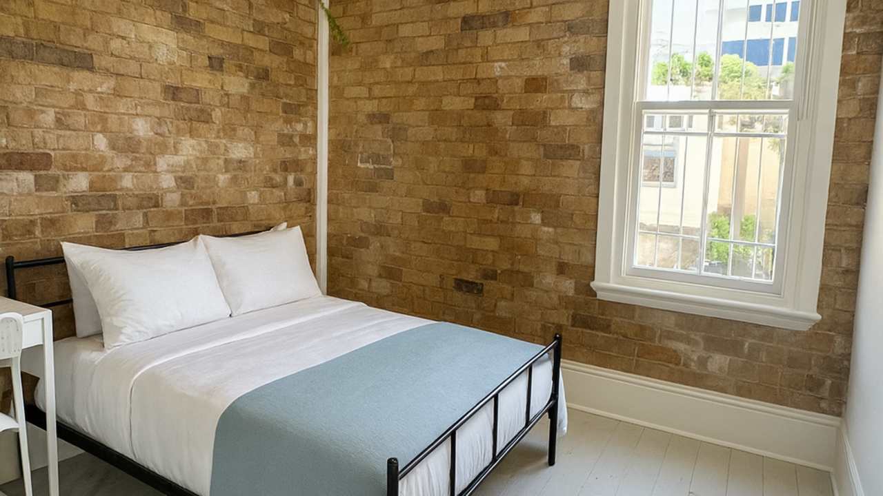 Furnished room in a share house