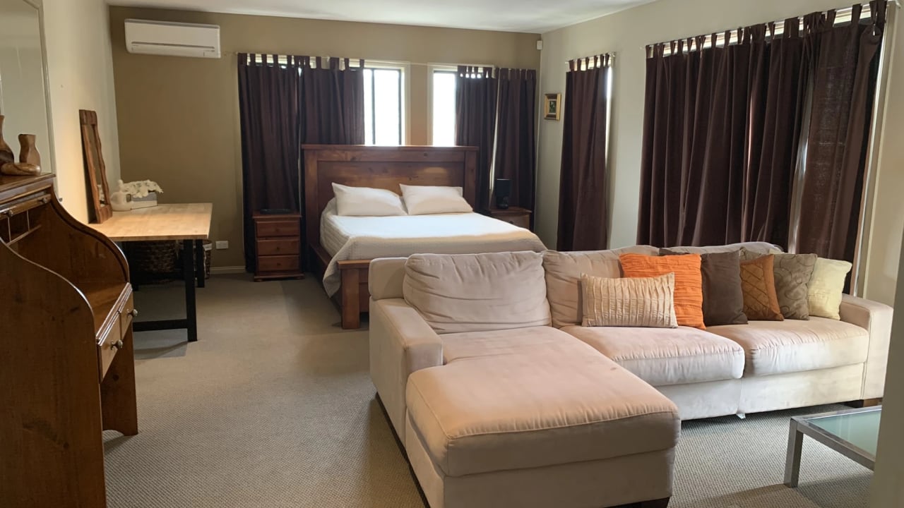 Furnished room with ensuite in a share house