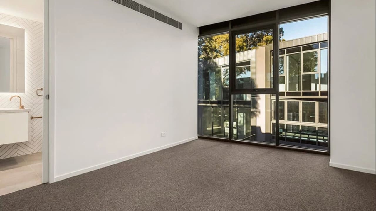 Room with ensuite in a share house
