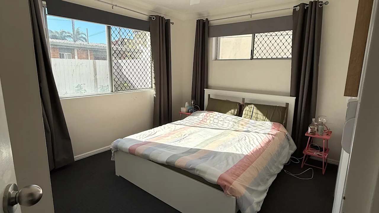 Furnished room with own bathroom