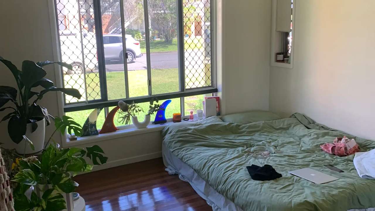 Room in a share house