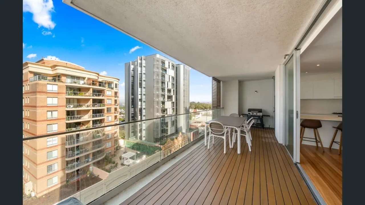 Whole property with 2 rooms for rent
