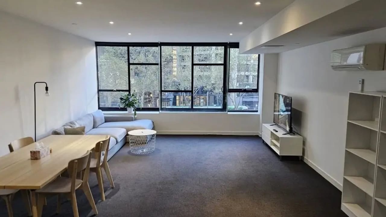 Furnished room with own bathroom