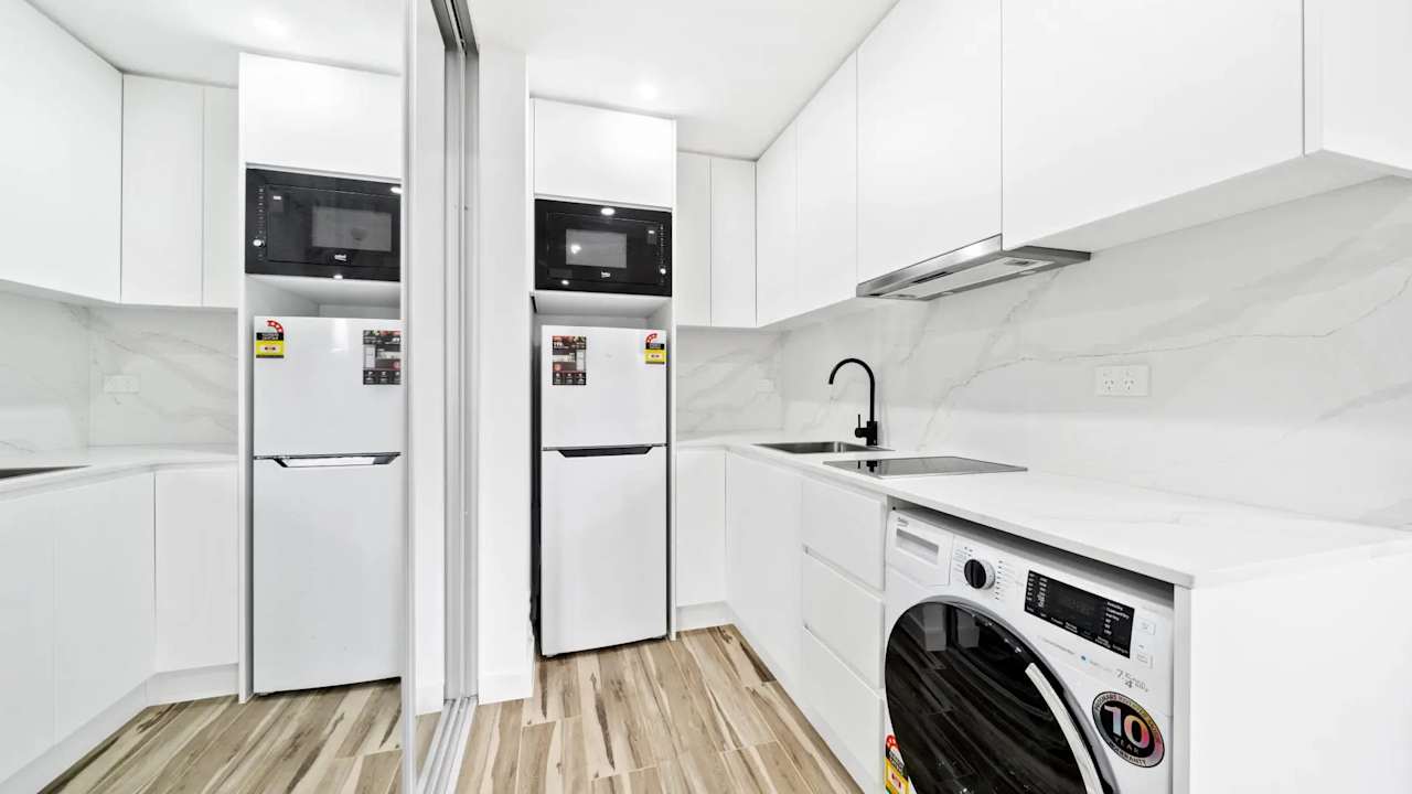 Furnished room studio flat for rent