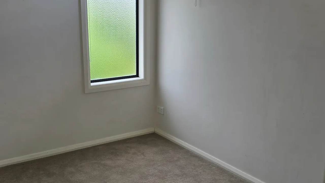 Unfurnished room in a share house