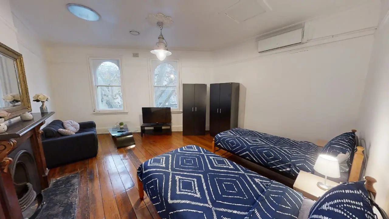 Furnished room in a share house