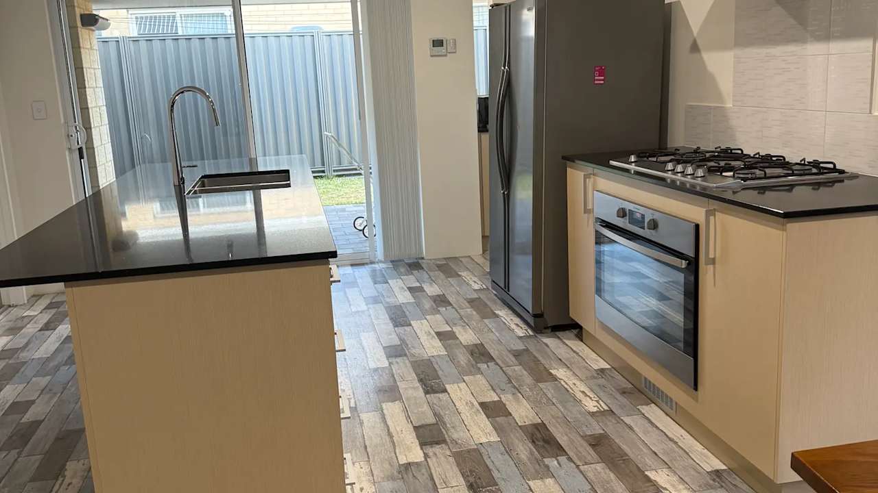 Furnished room with ensuite in a share house