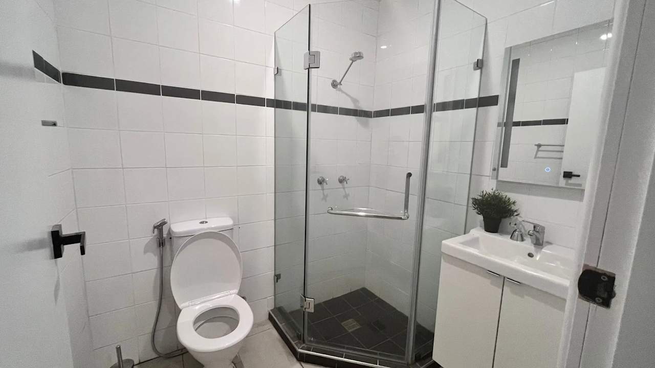 Furnished room with ensuite in a share house