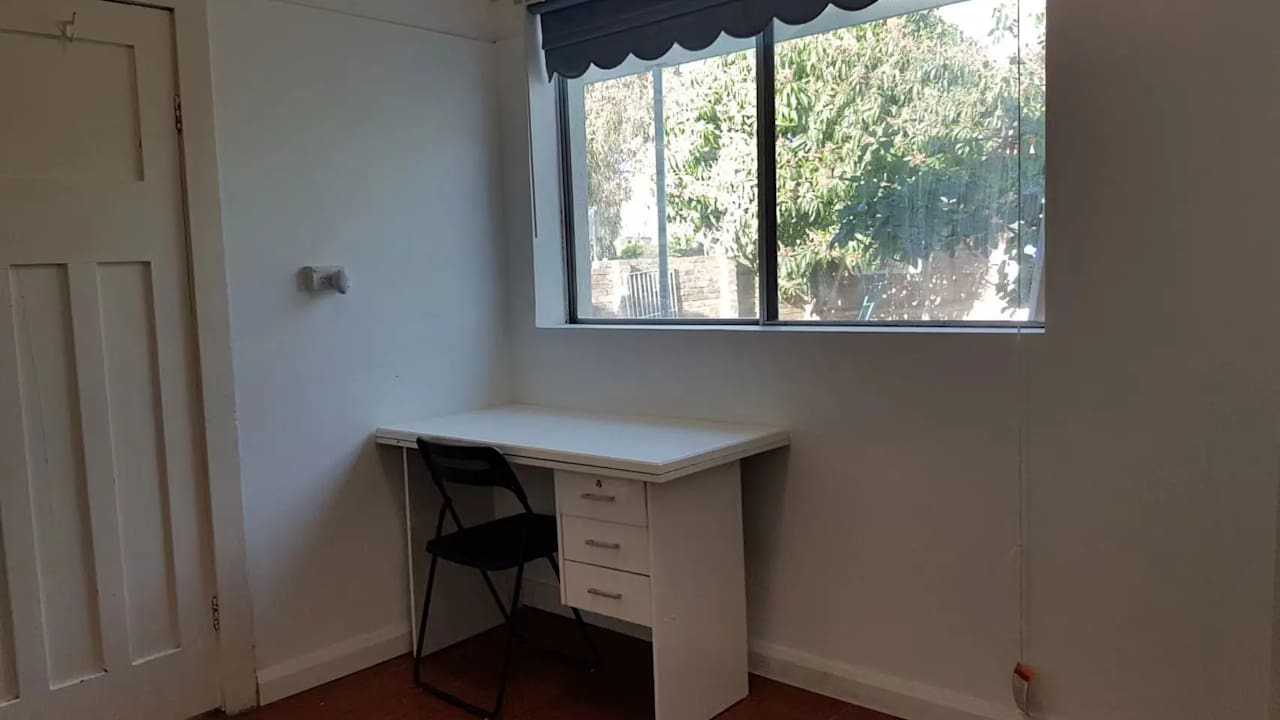 Furnished room in a share house