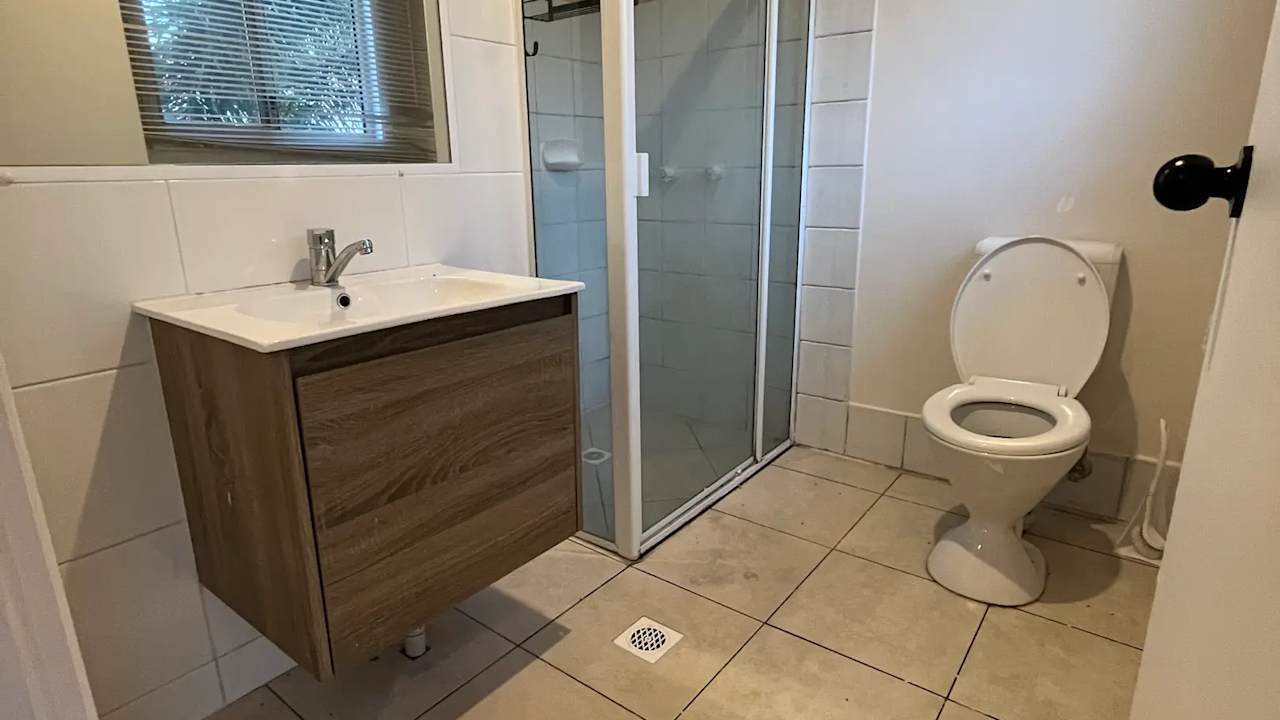Furnished room with ensuite in a share house