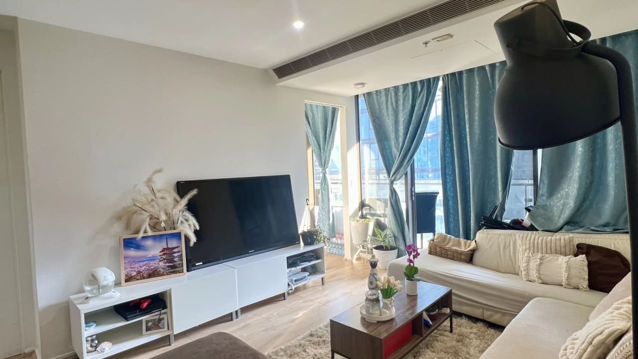 Furnished room with own bathroom