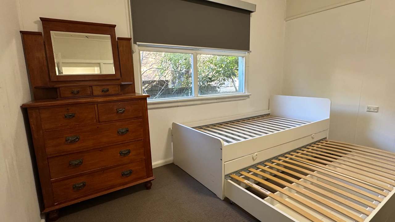 Furnished room in a share house