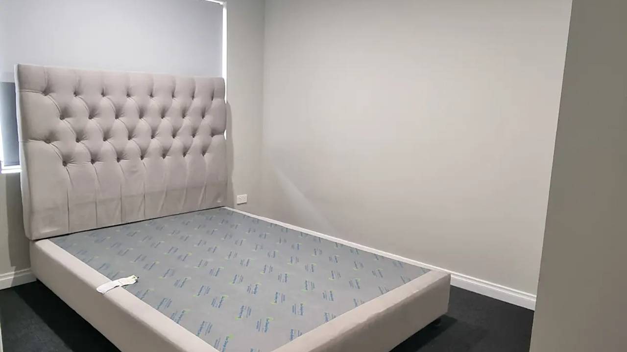 Unfurnished room with own bathroom