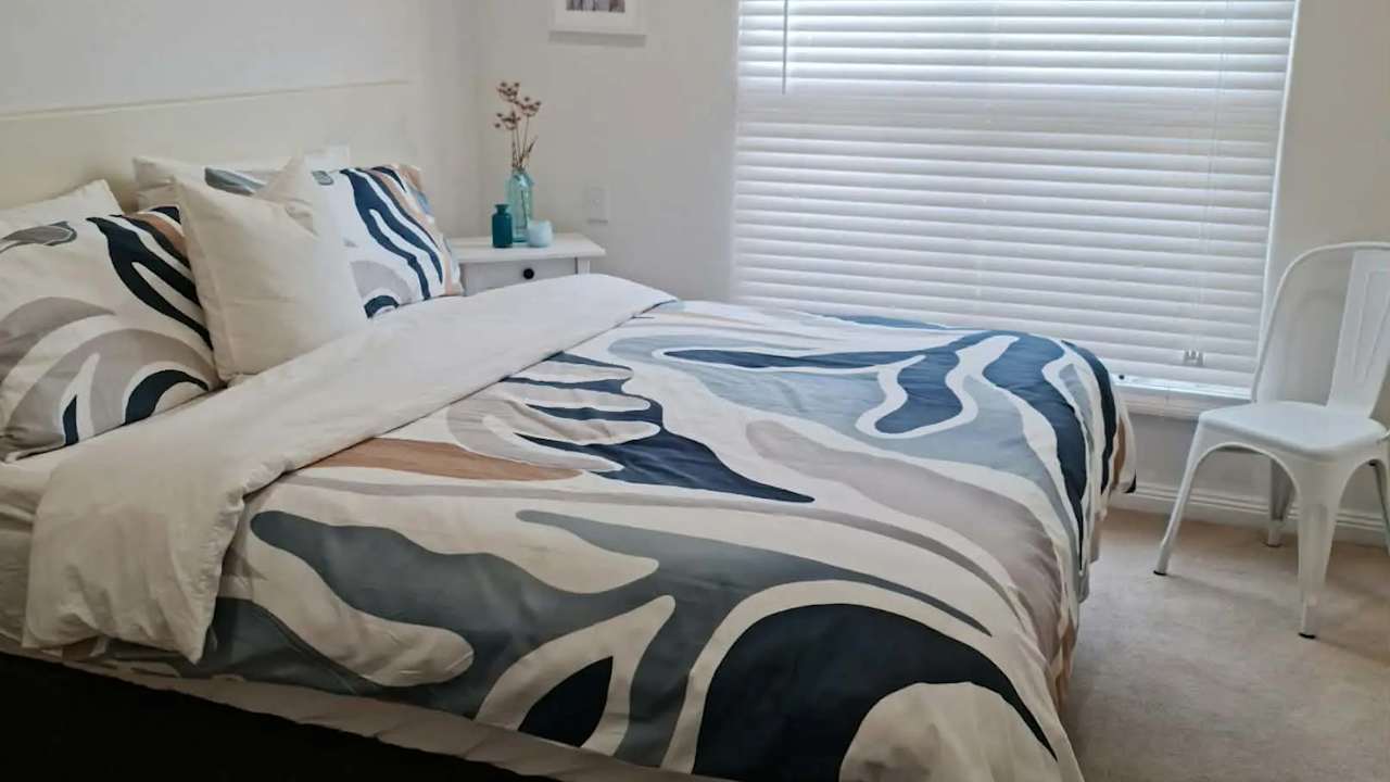 Furnished room with ensuite in a share house