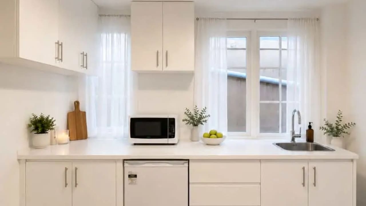 Room studio flat for rent