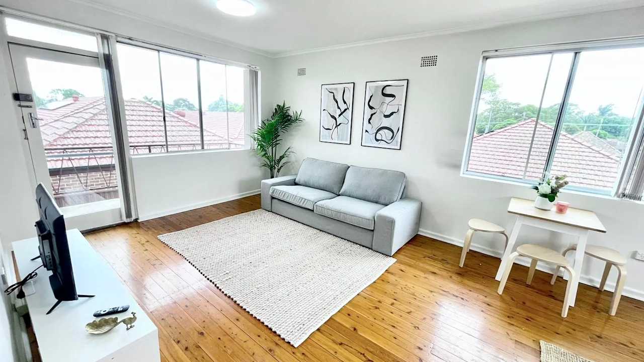 Whole property with 2 rooms for rent