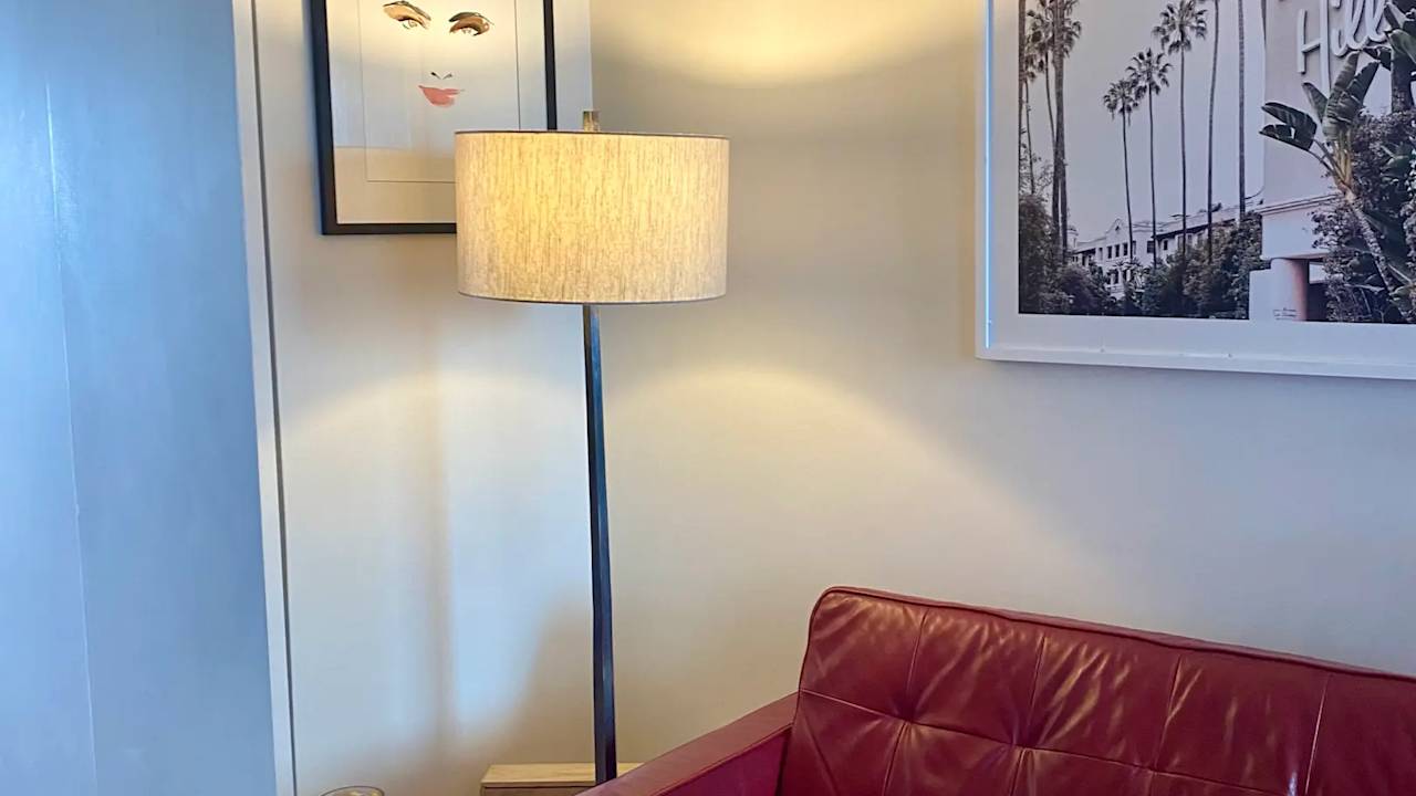 Furnished room with own bathroom