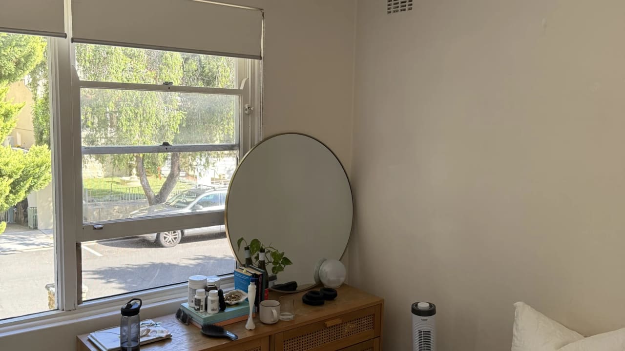 Unfurnished room in a flatshare