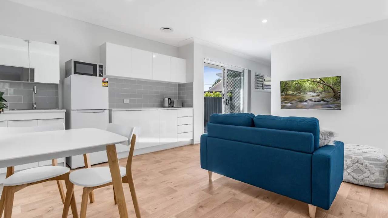 Furnished room studio flat for rent