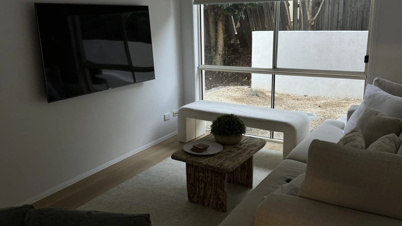 Unfurnished room in a share house