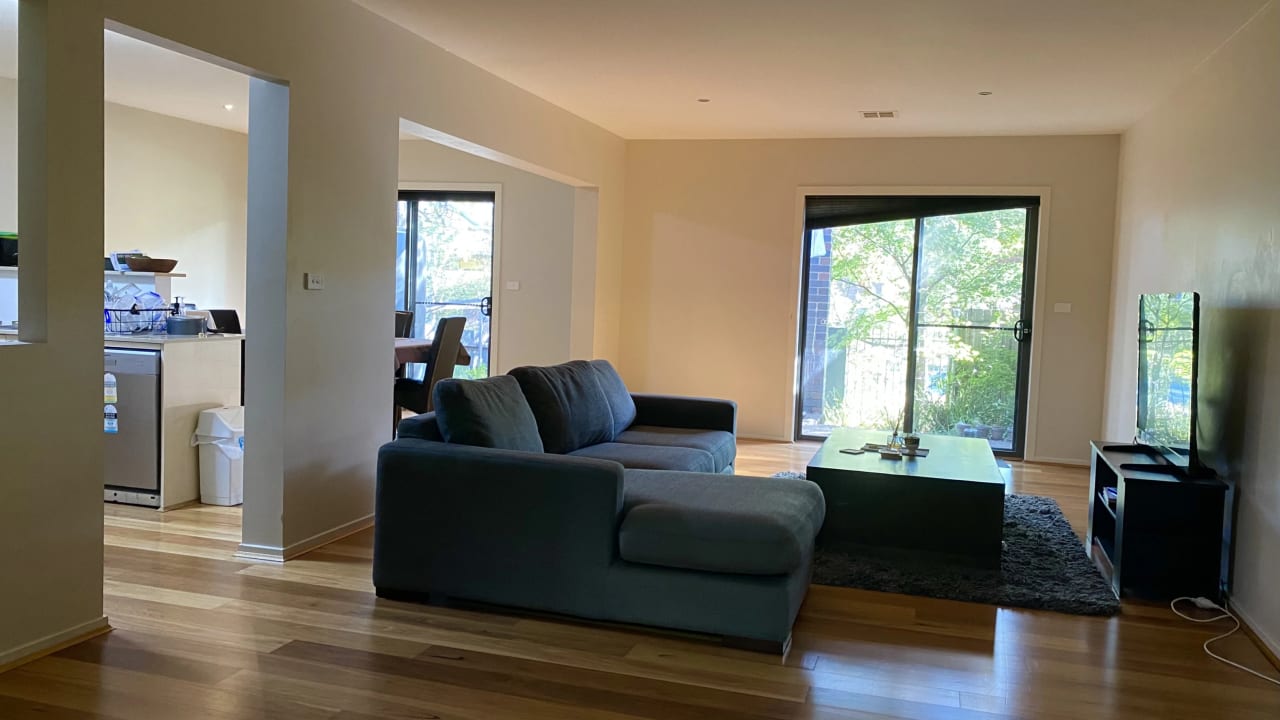 Unfurnished room in a share house