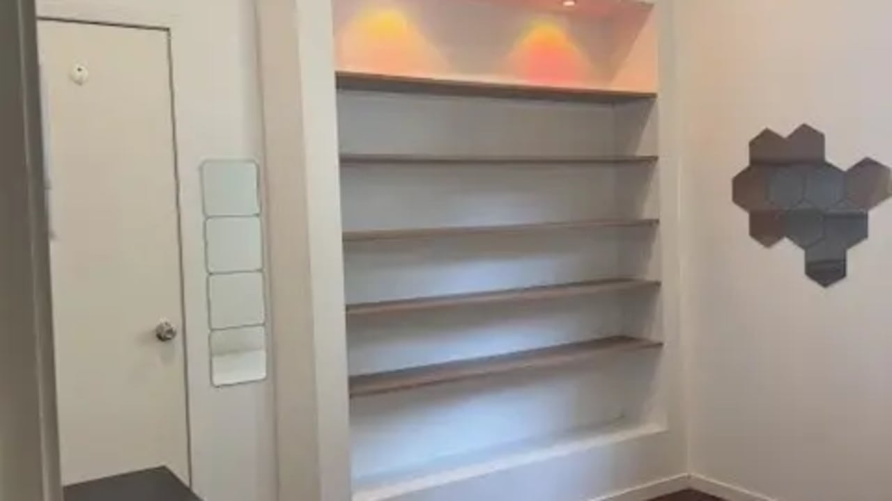 Furnished room in a share house