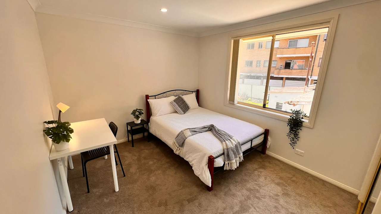 Furnished room in a share house