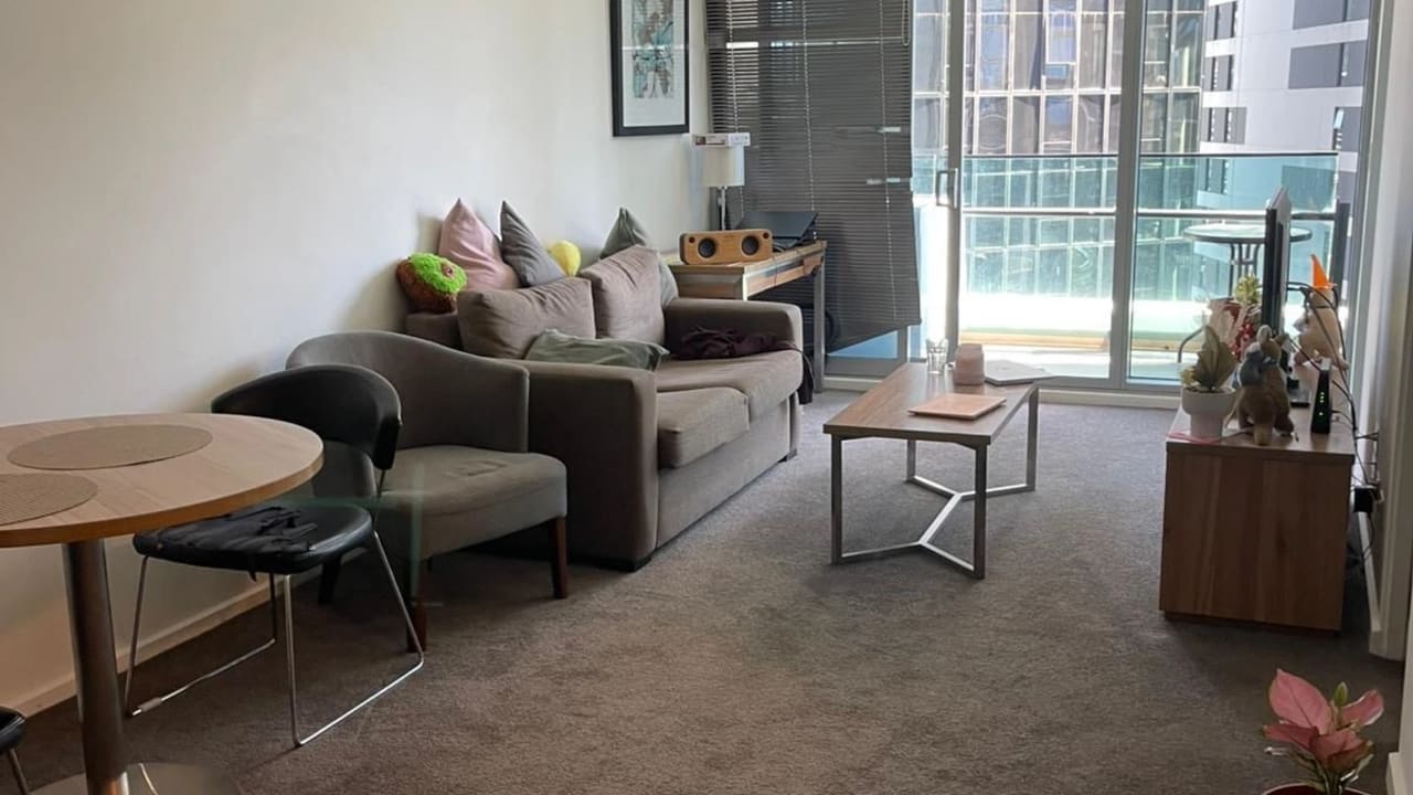 Furnished room with own bathroom