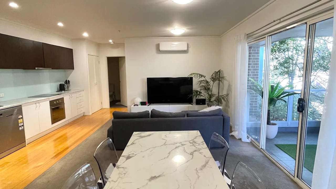 Unfurnished room with own bathroom