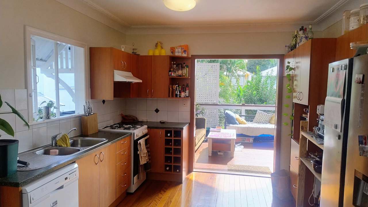 Unfurnished room in a share house