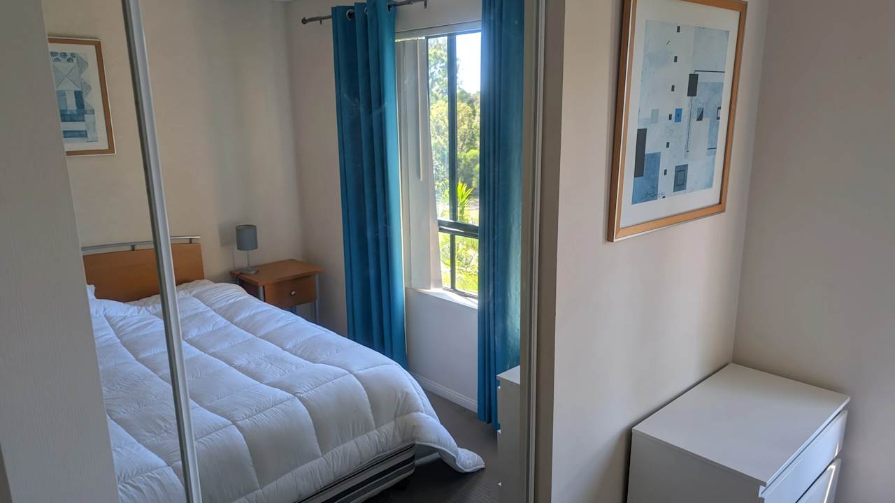 Furnished room with own bathroom