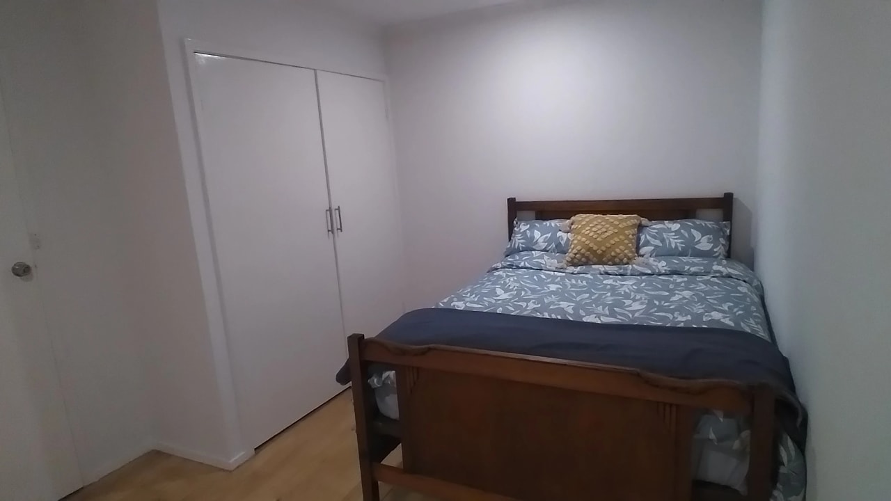 Room in a share house