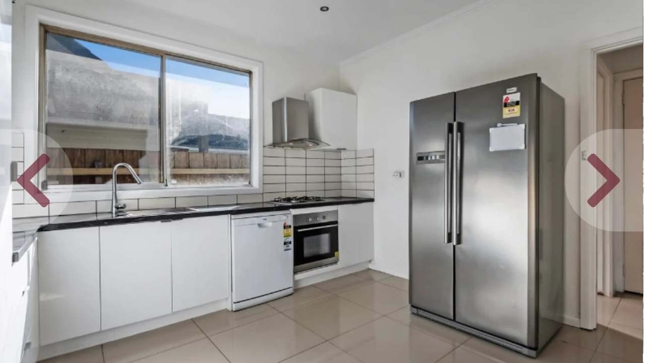Unfurnished room with own bathroom