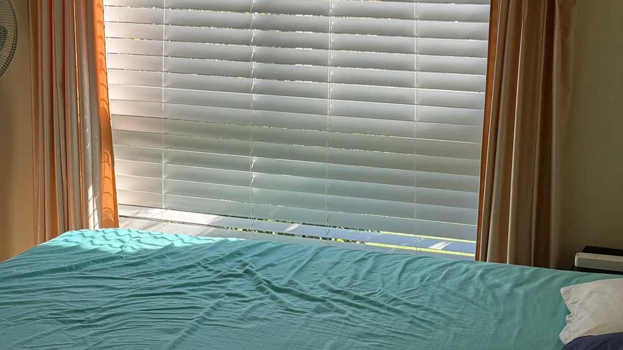 Room in a share house