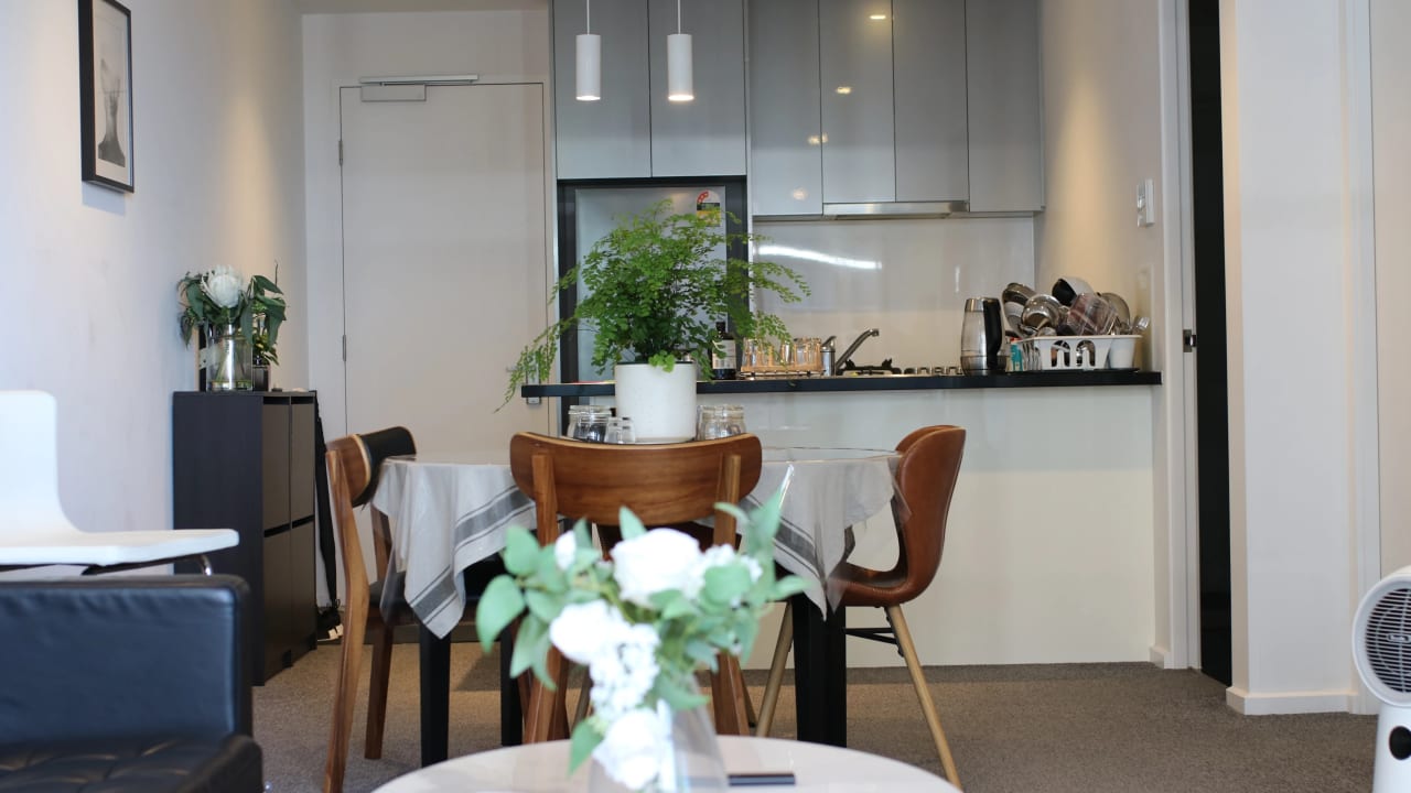 Furnished room in a flatshare