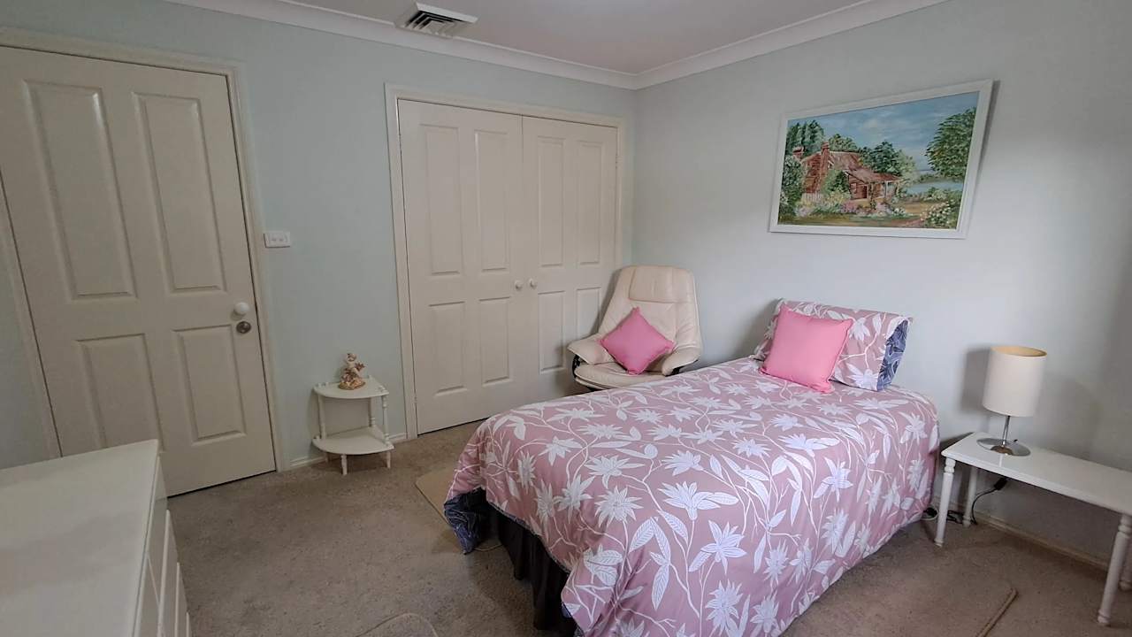 Furnished room with own bathroom