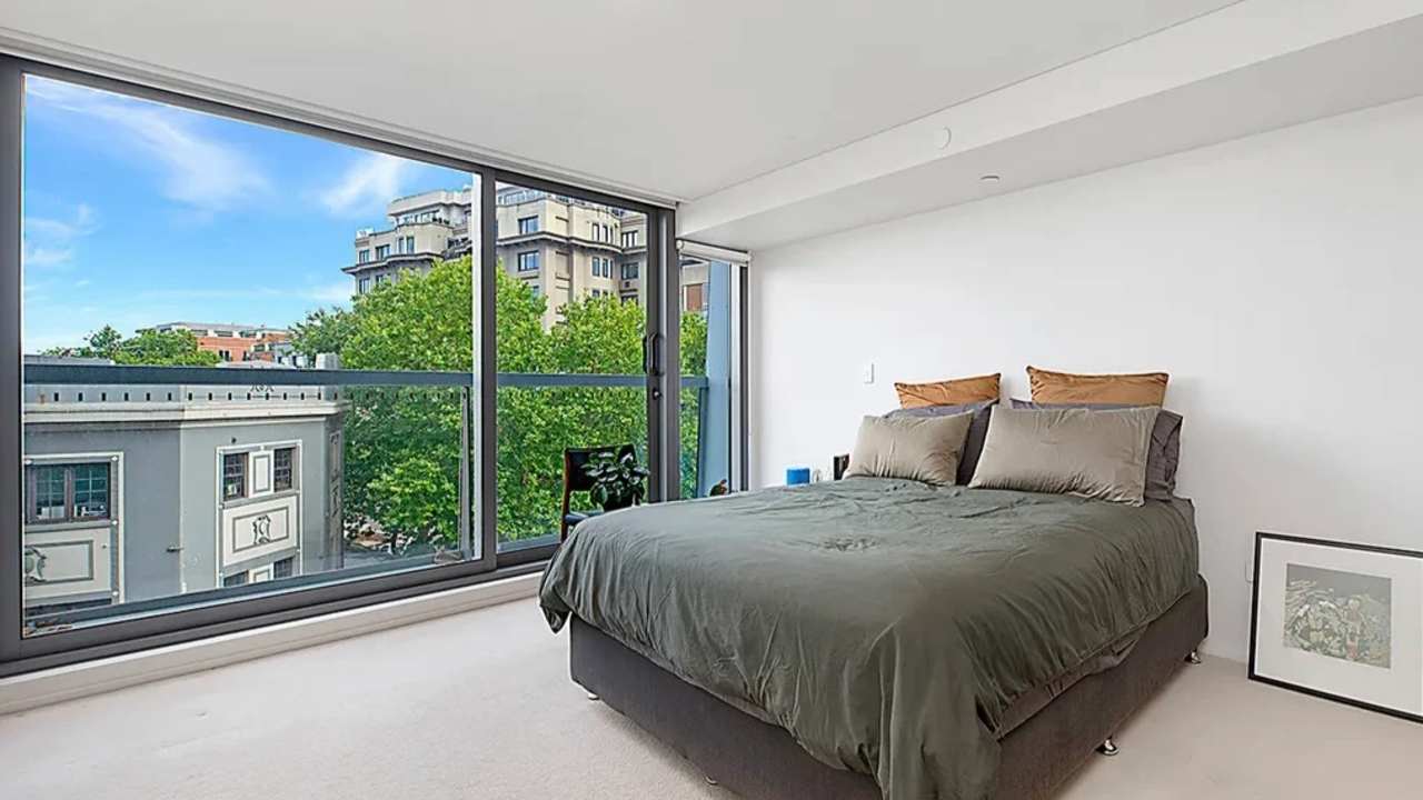 Furnished room with ensuite in a flatshare