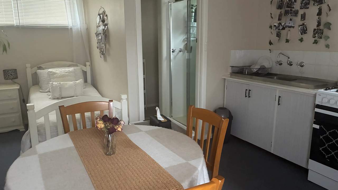 Furnished room granny flat for rent