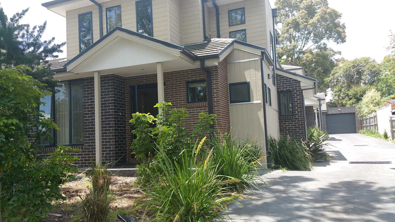 Whole property with 3 rooms for rent