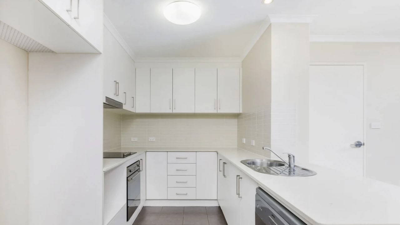 Whole property with 2 rooms for rent