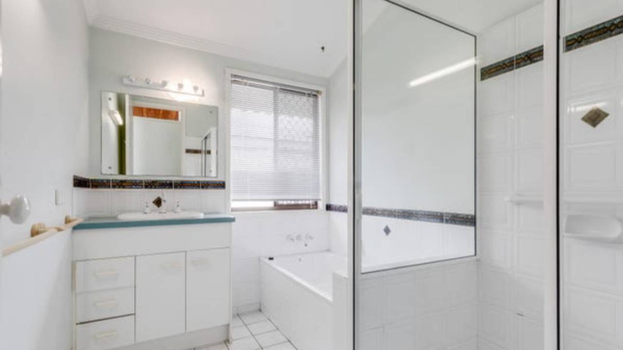 Unfurnished room with own bathroom