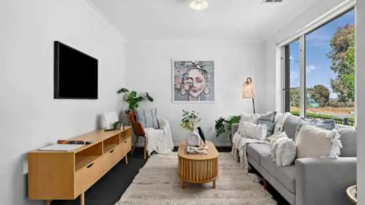 Unfurnished room with own bathroom