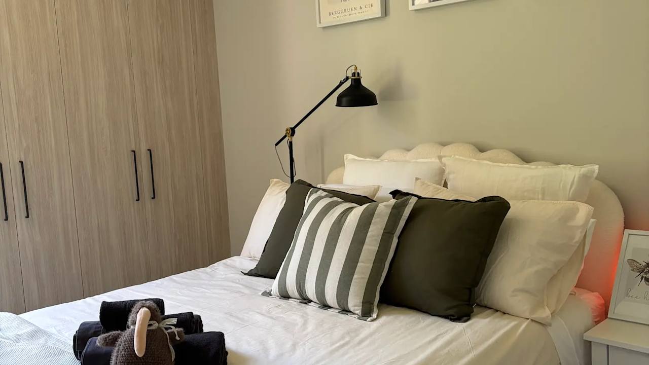 Furnished room with own bathroom