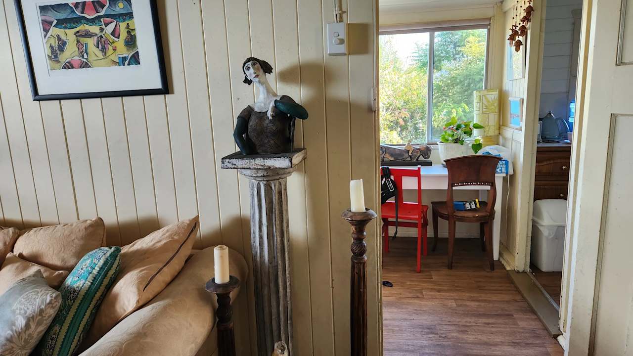Room in a share house
