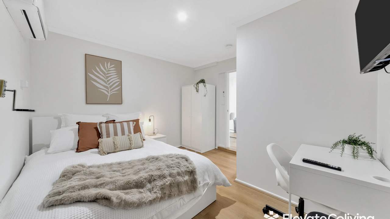 Furnished room in a share house