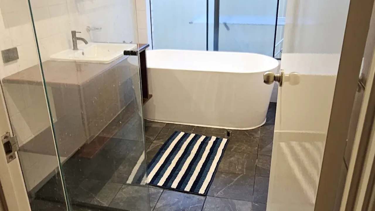 Furnished room with ensuite in a share house